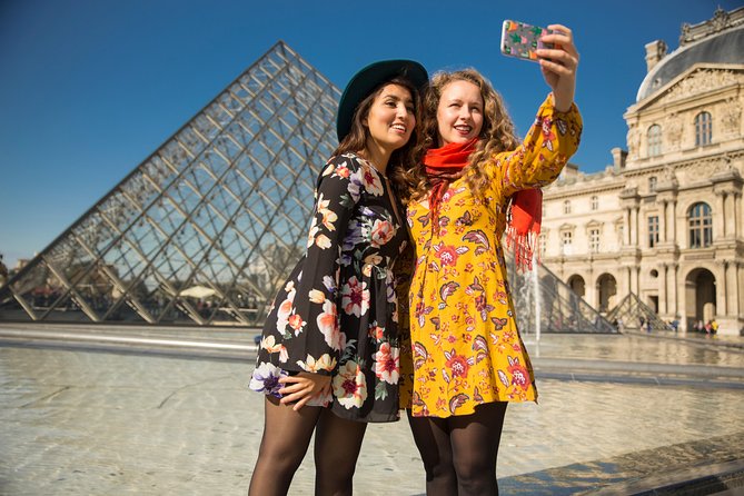 PRIVATE TOUR: Highlights & Hidden Gems of Paris With Locals - Meeting Near Café Auguste Rivoli and Getting Oriented Fast