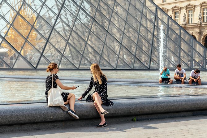 PRIVATE TOUR: Highlights & Hidden Gems of Paris With Locals - A Rooftop 360-Degree View: The One Stop That Makes the Walk Pay Off
