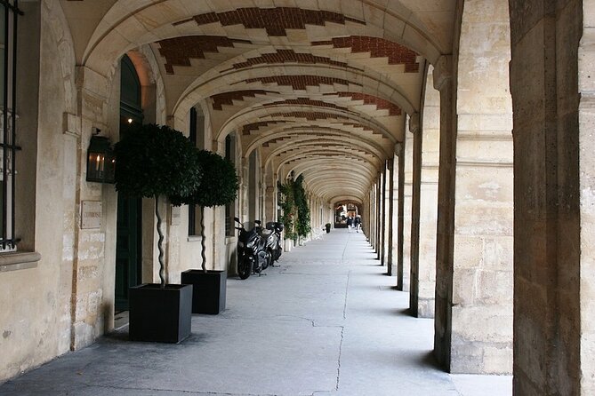 Private Tour in Italian of Paris: Centre, Montmartre, Louvre - Quick takeaways before you book