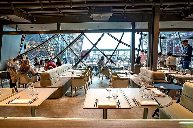 Private Tour, Luxury Eiffel Tower Lunch, Seine Cruise & Louvre - Madame Brasserie Luxury Lunch Inside the Eiffel Tower