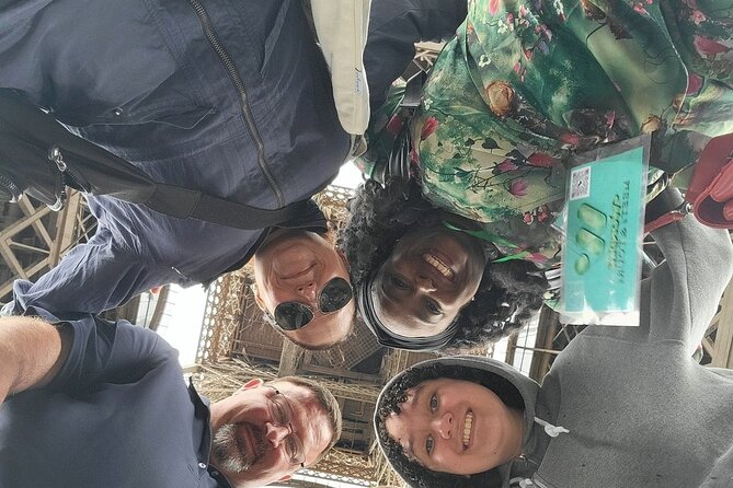 Private Tour, Luxury Eiffel Tower Lunch, Seine Cruise & Louvre - Eiffel Tower Time That Teaches You What You’re Looking At