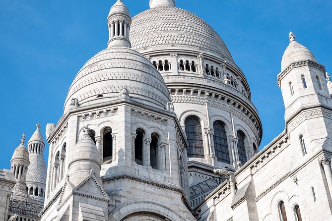 Private Tour of Montmartre in a Citroën Classic - Pierre’s Storytelling: English, Plus the Right Pace