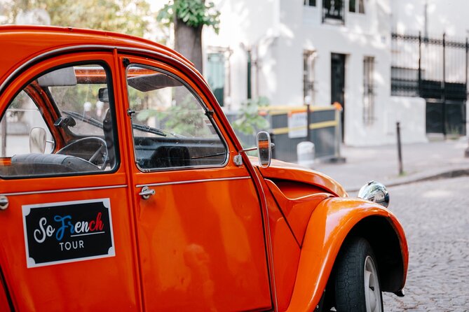 Private Tour of Montmartre in a Citroën Classic - How the Car Ride and Photo Stops Actually Feel