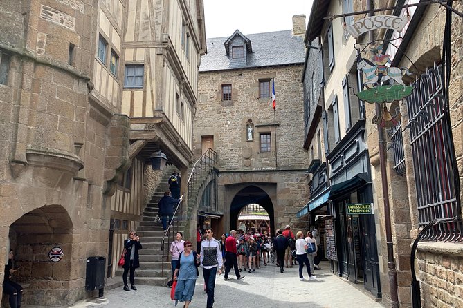 Private Tour to Mont-Saint-Michel From Paris - Skip-the-line abbey entry: the time-saver that matters
