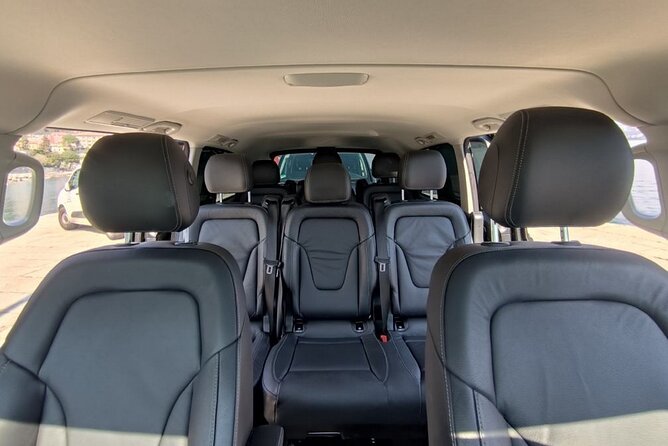 Private transfer CDG or ORLY Airport to or from Paris - CDG vs ORLY: what stays consistent