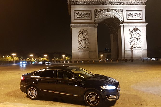 Private transfer from Charles de Gaulle airport to Paris: Premium Service - Small Details That Make a Big Difference