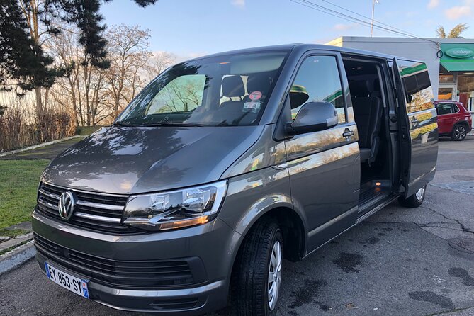 Private Transfer from Roissy CDG Airport to Disneyland Paris - Comfort and Clean Cars: what the best reviews signal