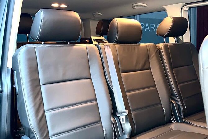 Private Transfer from the City of Paris To Orly Airport (ORY) - Orly Arrival: Using the Drop-Off Well