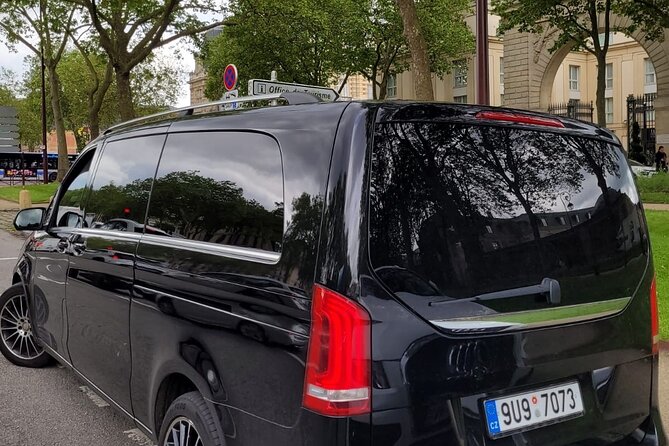 Private Transfer Paris from and to Airport (CDG, Orly, Beauvais) - Who This Transfer Is Best For (And Who Should Consider Another Option)