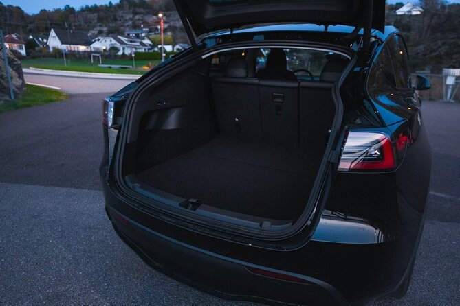 Private transport from Paris to Charles de Gaulle airport - Key highlights at a glance