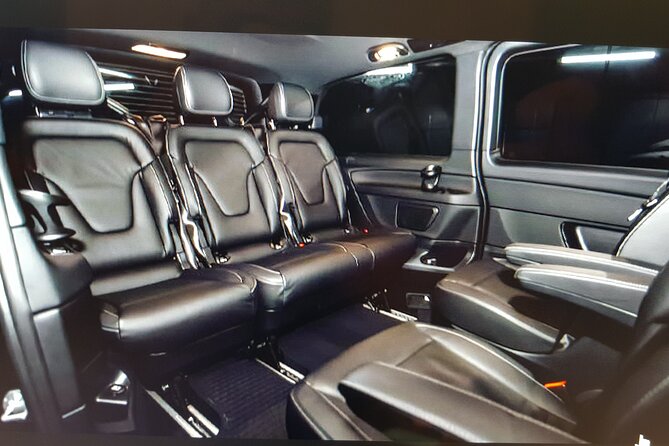 Private Van Transfer from CDG Airport to Paris - How Much Is $98.86 Per Person Really Worth?