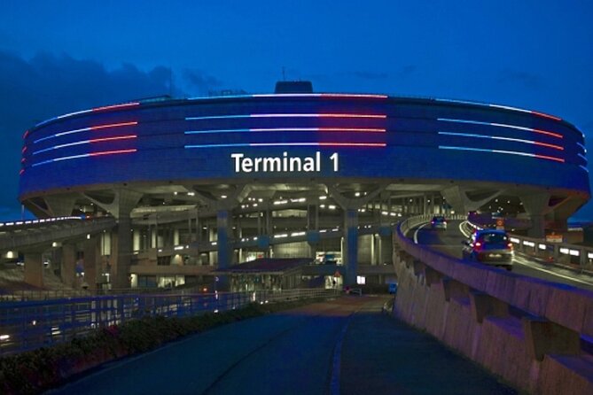 Private Van Transfer from CDG Airport to Paris - When This Transfer Fits Best (and When It Might Not)