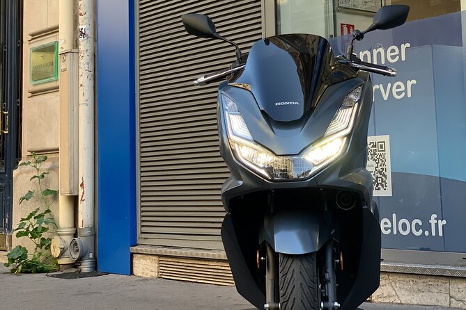 Rental scooter PCX Honda 125cc (B / A1 permit) Paris - Why a Honda PCX 125cc makes sense in Paris