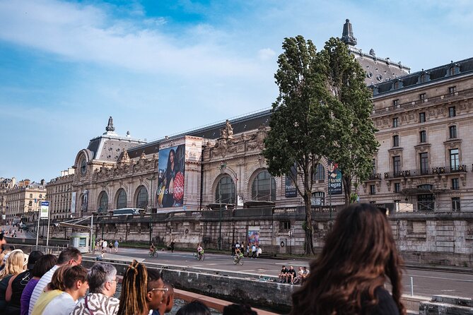 River Seine Sightseeing Boat Tour with Audio Guide - Getting On at 33 Av. de la Bourdonnais Without Stress