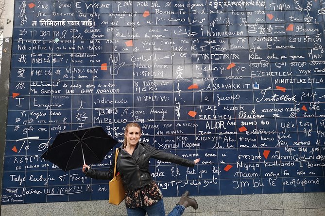 Romantic Montmartre: Paris Lost Lovers Exploration Game and Tour - Clue Stop 1 in Montmartre: Your First Story Beat and First Shortcut