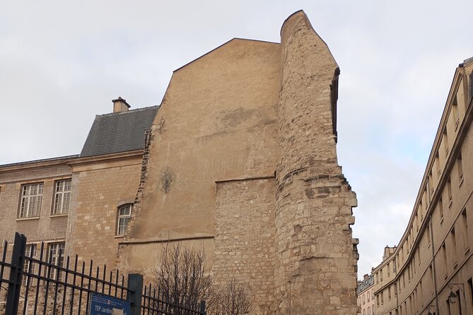 Rude Bastards Tour of Paris - Who should book this (and who might skip it)