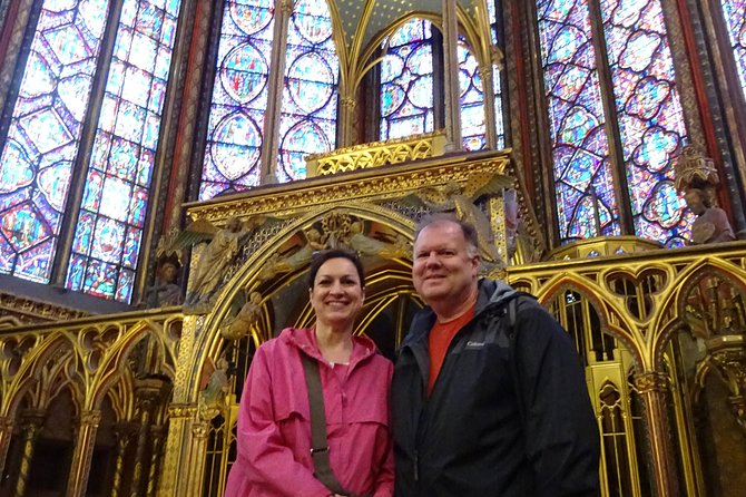 Sainte Chapelle 1h Guided Tour with entrance ticket - Eng / Esp - Where to meet: 10 Bd du Palais and the yellow-bag guide