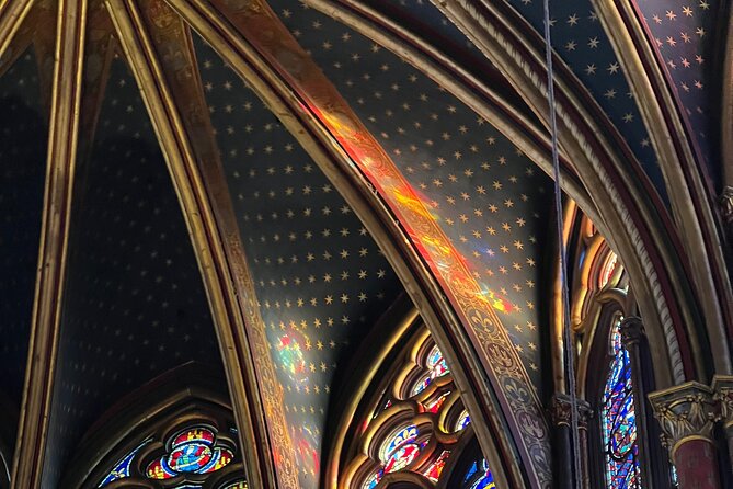 Sainte Chapelle and Conciergerie 1.5-Hour Private Guided Tour - Sainte-Chapelle in 45 minutes: stained glass, space, and Gothic meaning