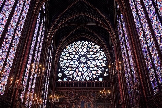 Sainte-Chapelle, Conciergerie & Notre Dame Exterior Guided Tour - Walking the island loop and landing at Pont Neuf