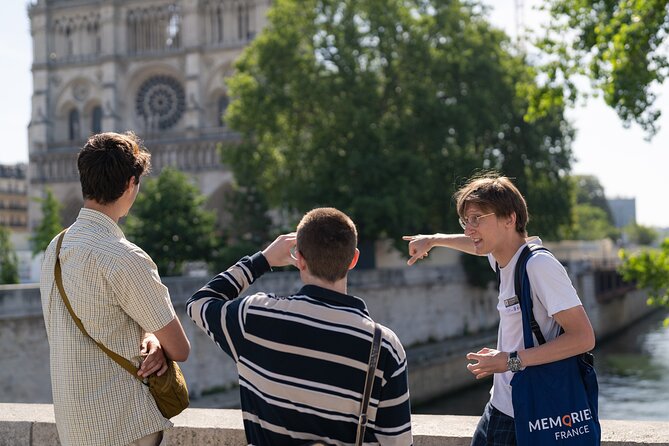 Sainte-Chapelle, Conciergerie & Notre Dame Exterior Guided Tour - What the guide style means for your day (including hearing the story clearly)