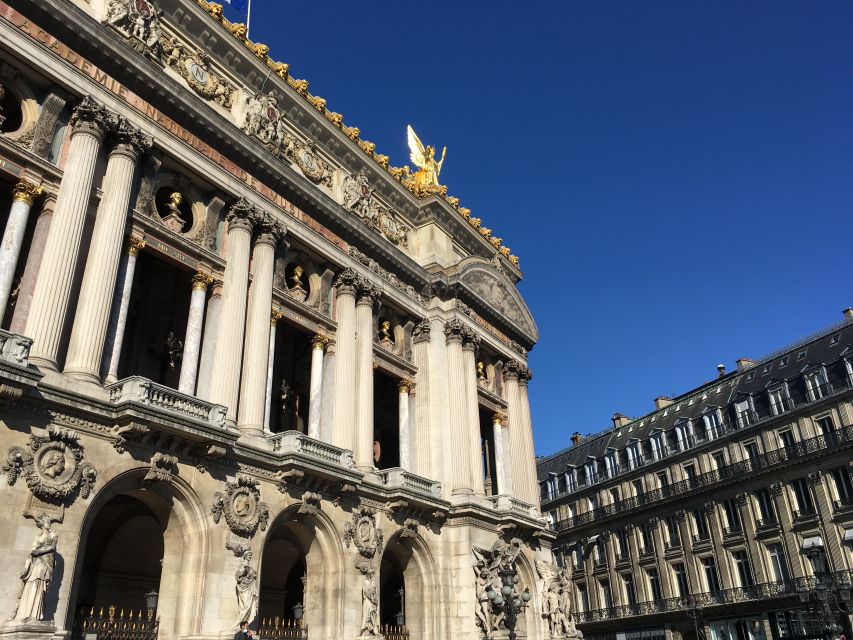 Scavenger Hunt in Paris: Madeleine, Opéra & Place Vendôme - What the game feels like: Roger, clues, and city watching