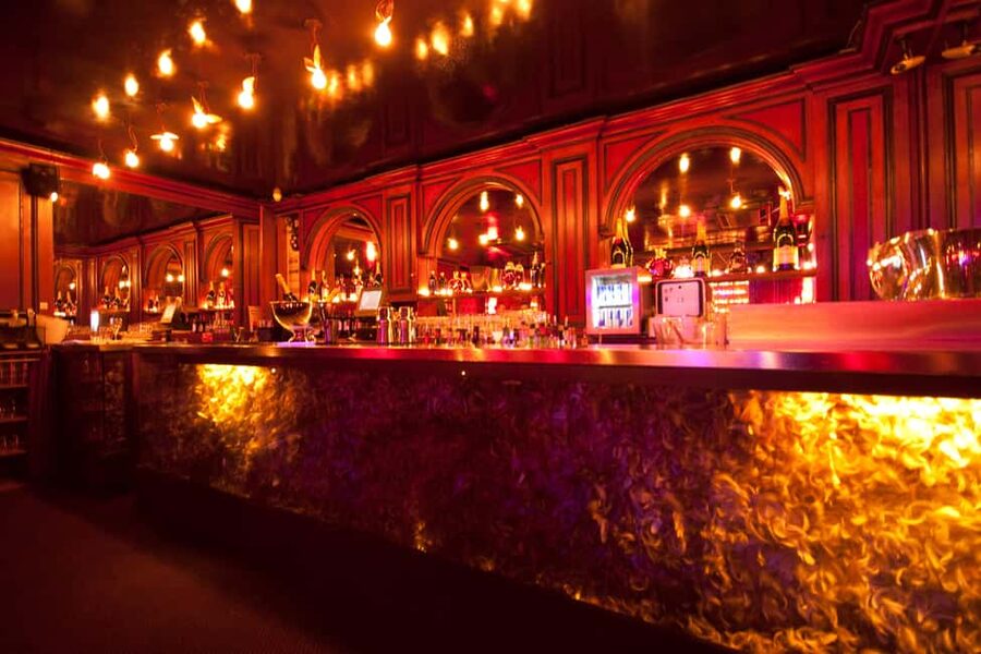 Secret Square Paris : Parisian Strip-Tease Cabaret Ticket - Price and value: is $29 a bargain or a starter ticket?