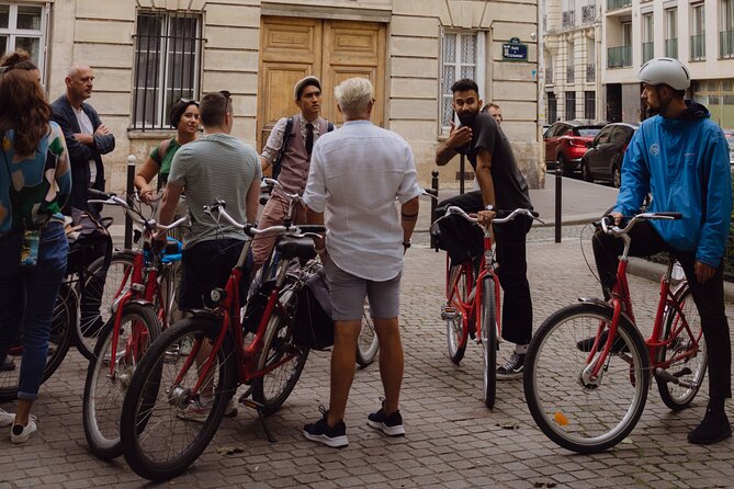 Secrets of Paris Bike Tour (English or Dutch) - Pantheon exterior: history lessons on a short look
