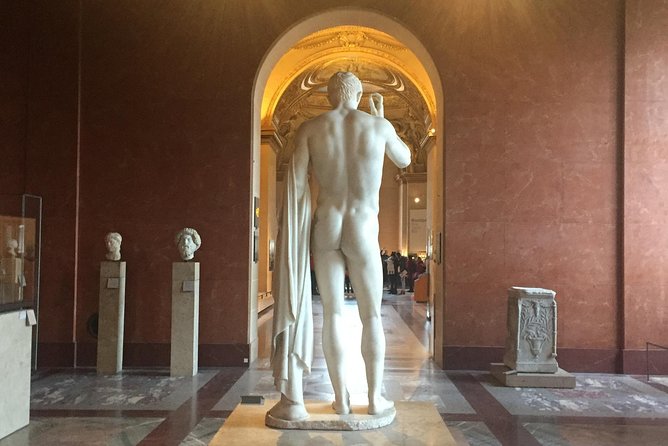 Secrets & Scandals of the Louvre - Limited to 6 Guests - At the Pyramid: Where This Tour Starts and Why It Helps
