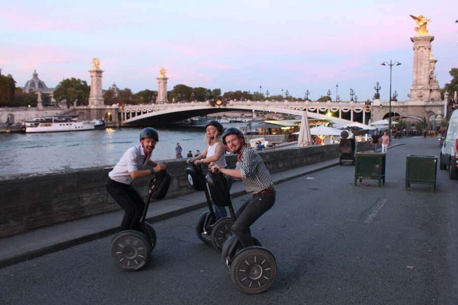 Segway private tour Lights of Paris - What the guides do well: patient, friendly, and practical
