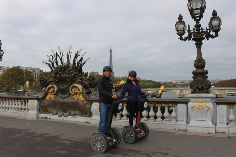 Segway private tour Lights of Paris - Start at SeeWay, then glide into the first big glow