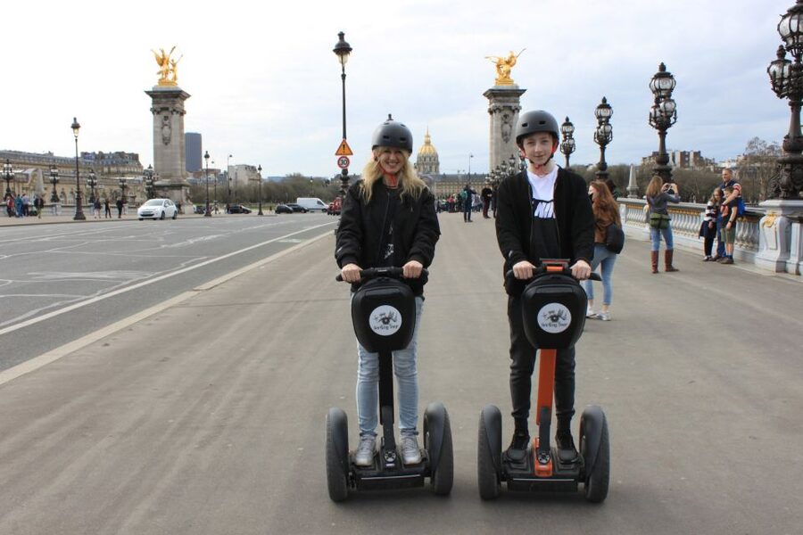 Segway private tour of 1.5 hour - Safety, Pace, and the Role of Your Guide