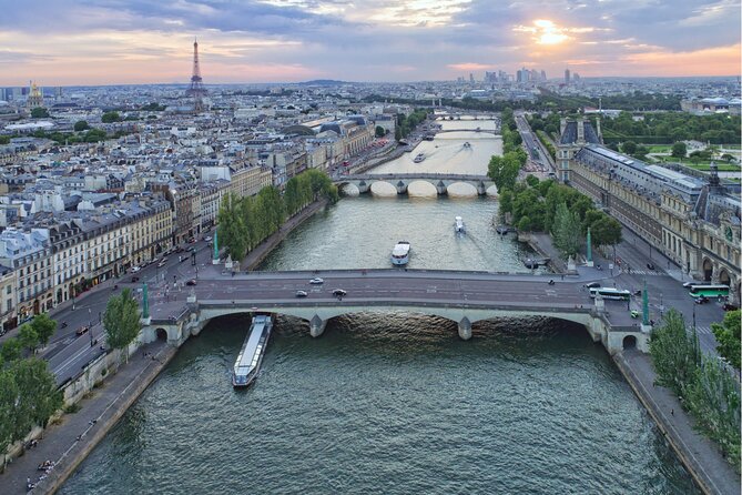 Seine River Cruise flexible ticket with Audio in Paris - 1 Hour - Finding Bateaux Parisiens at Port de la Bourdonnais