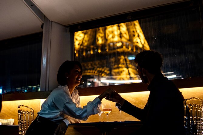 Seine River Dinner Cruise with Rooftop and Live Singer - Where this cruise starts (and why that matters)