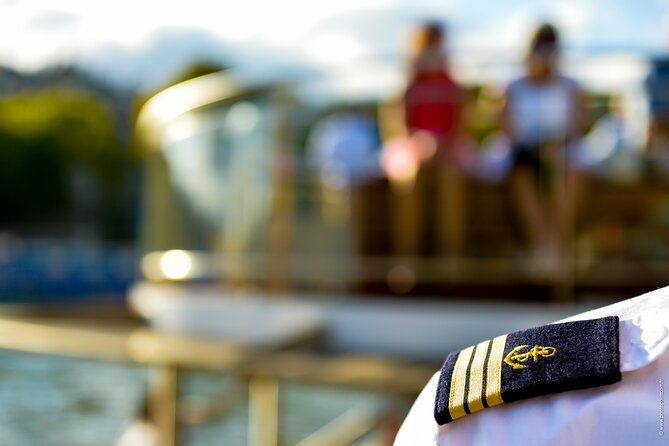 Seine River Guided Cruise with Kids by Vedettes de Paris - Kids-Focused Live Narration: What to Expect When the Boat Moves