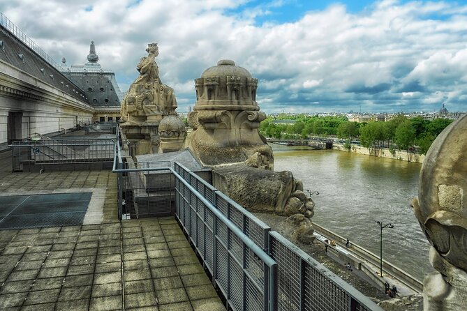 Seine River Walking Tour with Optional Musée d'Orsay and Cruise - Square du Vert-Galant: Calm Views With Henry IV in the Backstory