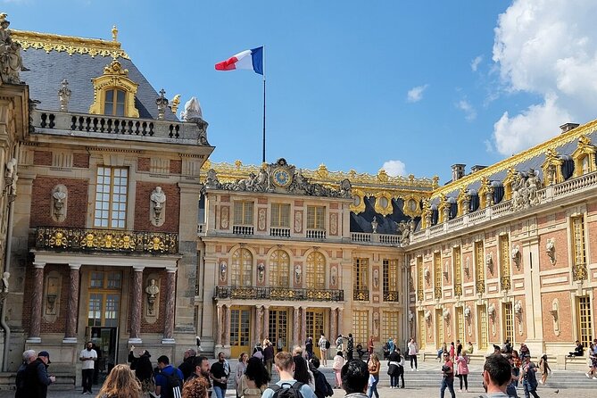 Self-Guided Tour to the Versailles with Timed Entry Ticket - Meeting at Place d’Armes: keep it simple, keep it early