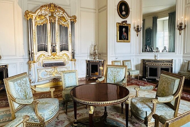 Self-Guided Tour to the Versailles with Timed Entry Ticket - Priority support by phone/WhatsApp: helpful when something goes sideways