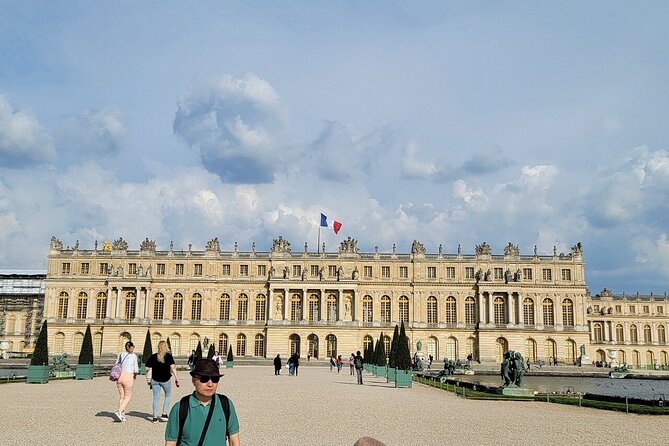 Self-Guided Tour to the Versailles with Timed Entry Ticket - What you’ll actually do: Palace, Hall of Mirrors, then gardens