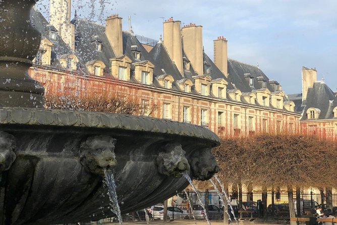 Semi-Private French Revolution and Conciergerie tour - Small-group guiding: why 15 people changes everything