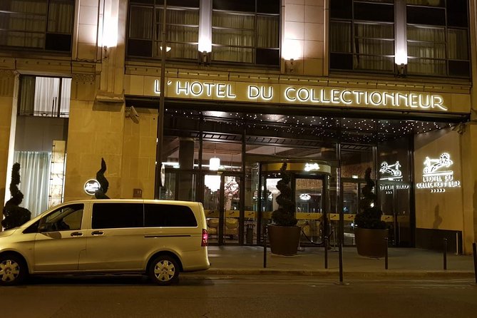 Shuttle Departure from Paris Hotel/Apartment to the Airport - Helpful Driver Moves You Should Look For