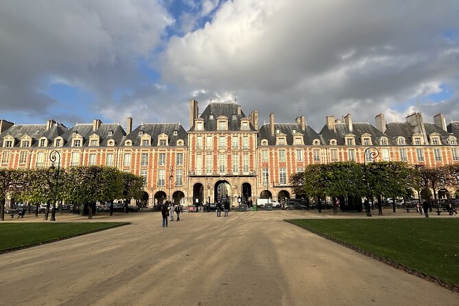Small Group Marais/Place des Vosges Walking Tour -10 people max - Who this tour suits best