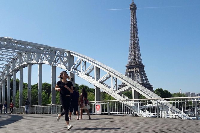 Sunrise Run & Sightseeing in Paris - Choosing your distance: 6 km vs 10 km