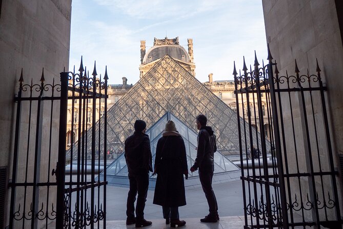 Sunrise Walking Tour: Paris Before the Crowds - Breakfast Included: Croissants and Coffee After the Best Light