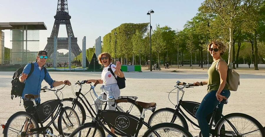 The Best of Paris: Small Group Bike Tour like a Local - How It Works for Families and Different Riding Levels