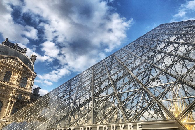 The Essential Louvre Masterpieces Tour - Limited to Six Guests - Venus de Milo and the Antics of Looking at Sculpture