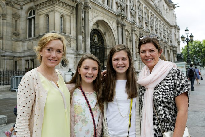 The Fashionista Experience: Personal Shopping and Styling in Paris (Teenagers) - Sizes in Paris boutiques: the one detail you should not ignore