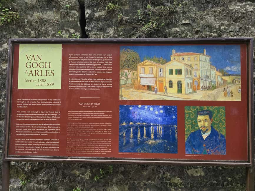 The historic district of Montmartre - Finishing at Sacré-Cœur: your payoff comes with context
