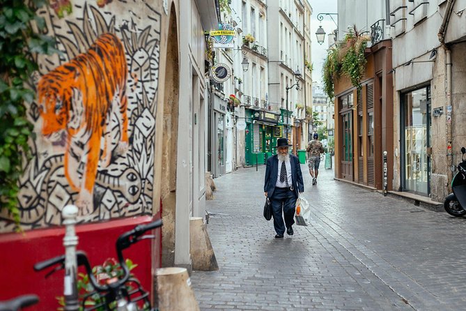 The History of Paris: Historical Le Marais Private Tour - Place des Vosges: your orientation square and Hugo’s neighborhood