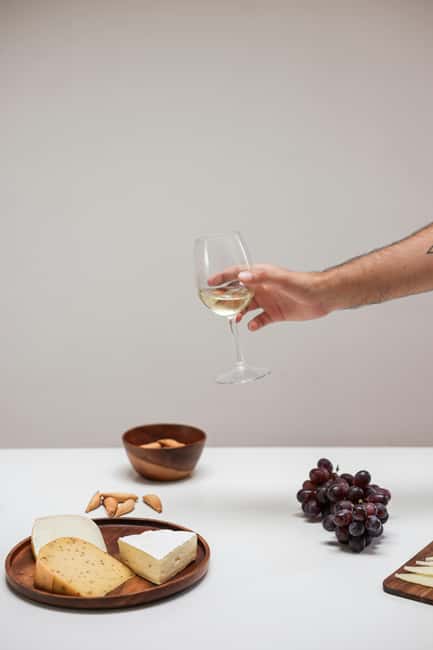 The Paris Food Experience: Montmartre Gourmet Food Tour - Key things that make this tour worth your time