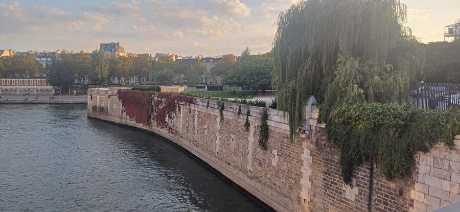 The Treasure of Saint-Louis : Île de la Cité & Saint-Louis - Second leg: Île de la Cité and the Notre-Dame de Paris segment